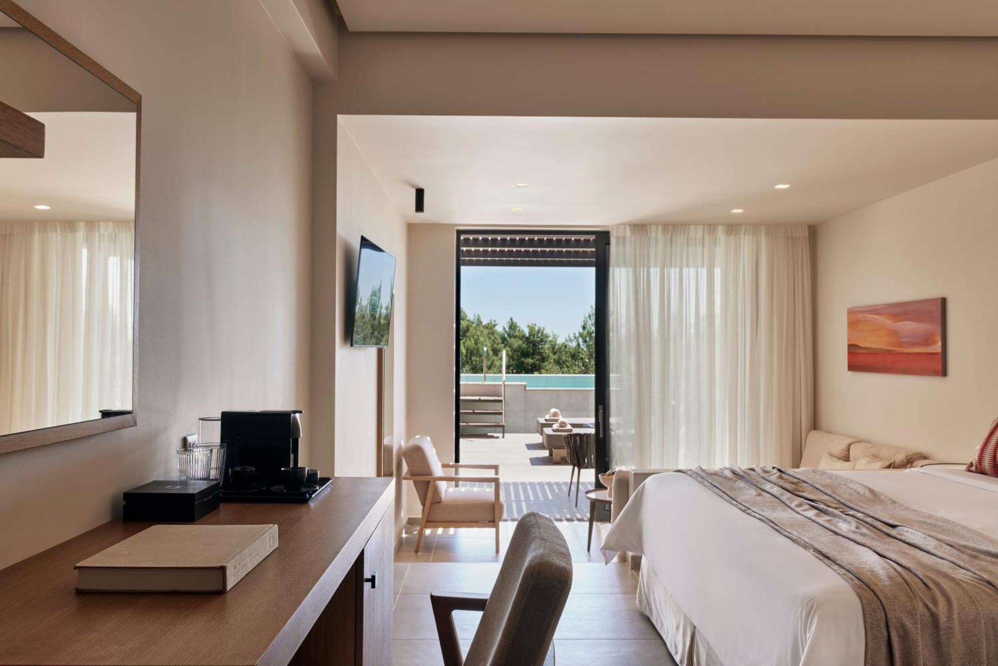 Celestial All Suites Afrato Room photo