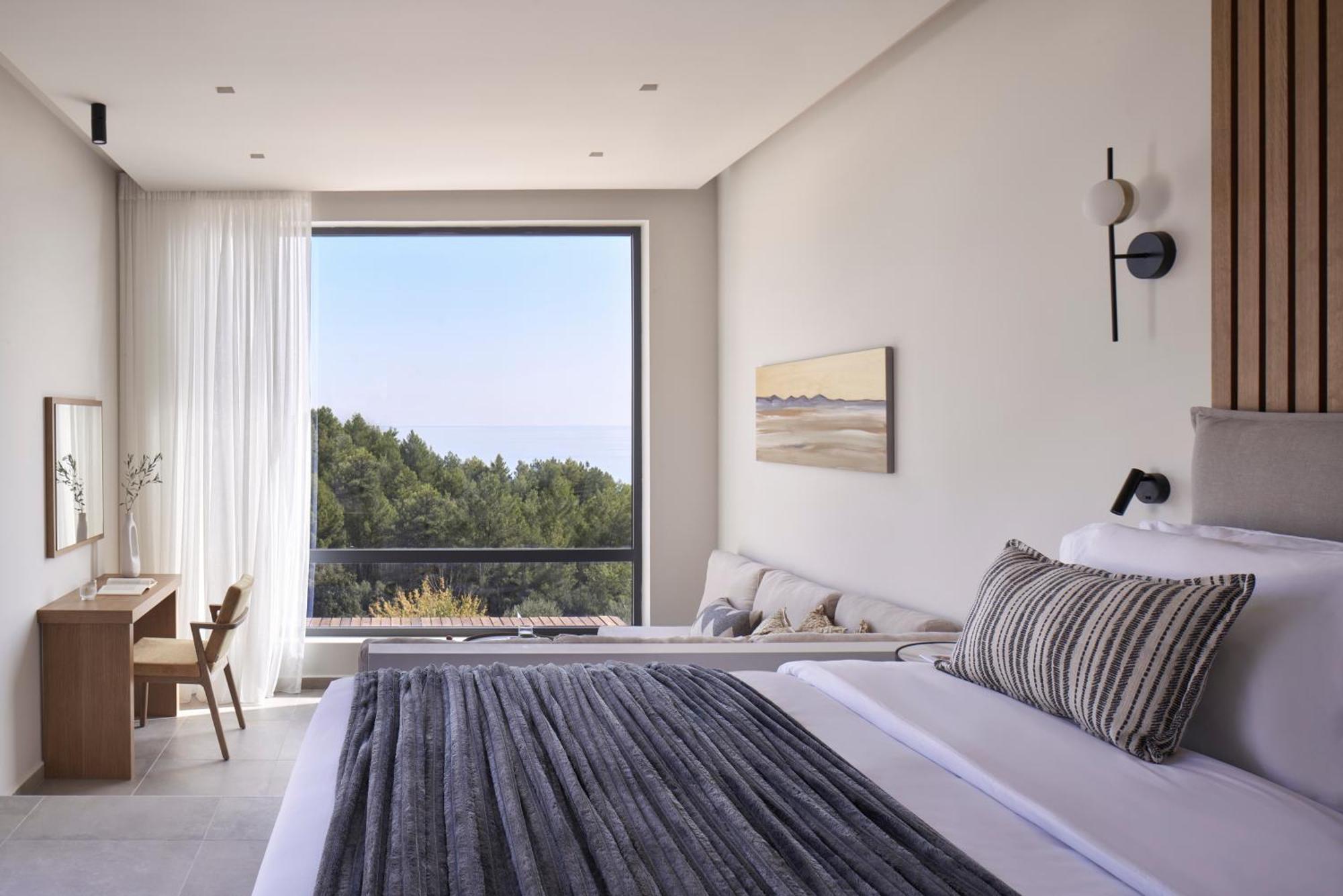 Celestial All Suites Afrato Room photo